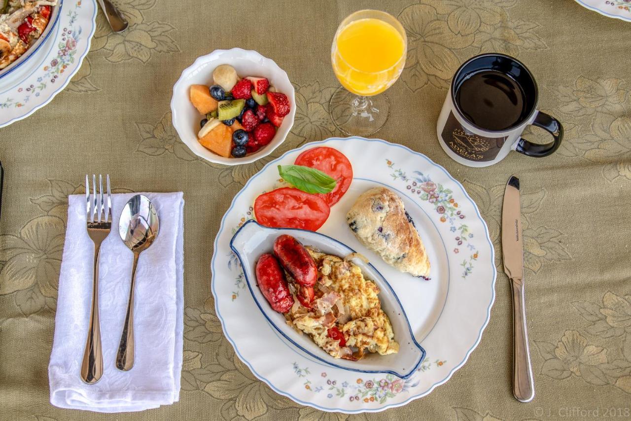 Adela'S Bed And Breakfast West Kelowna Esterno foto