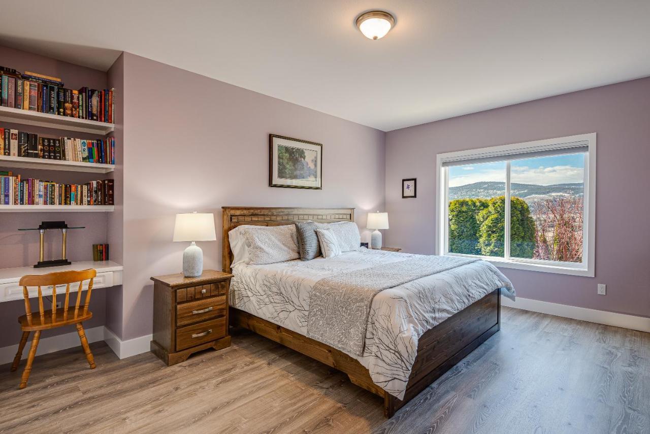 Adela'S Bed And Breakfast West Kelowna Esterno foto